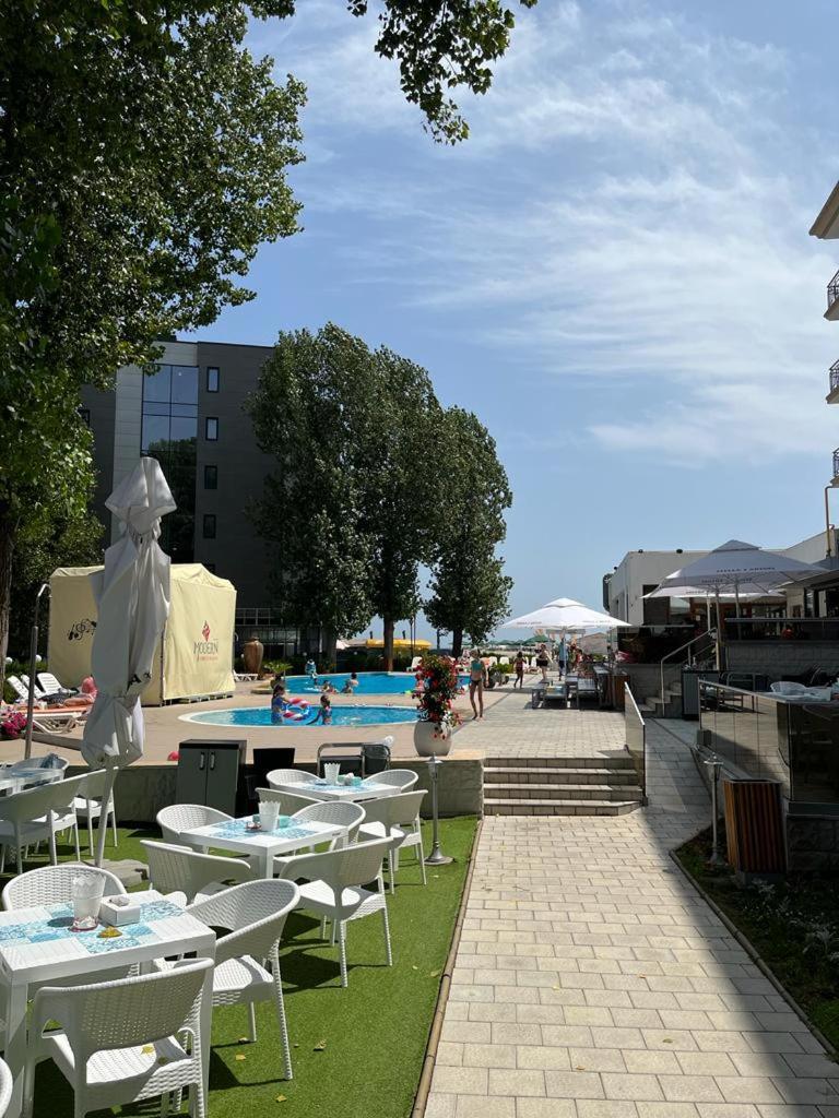 Complex Modern All Inclusive Hotell Mamaia Exteriör bild