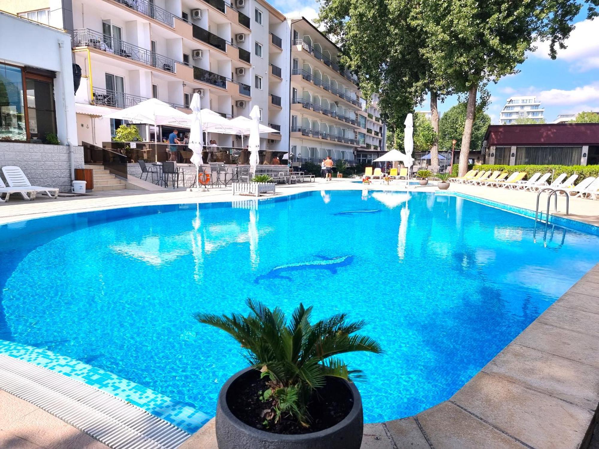 Complex Modern All Inclusive Mamaia Exteriör bild