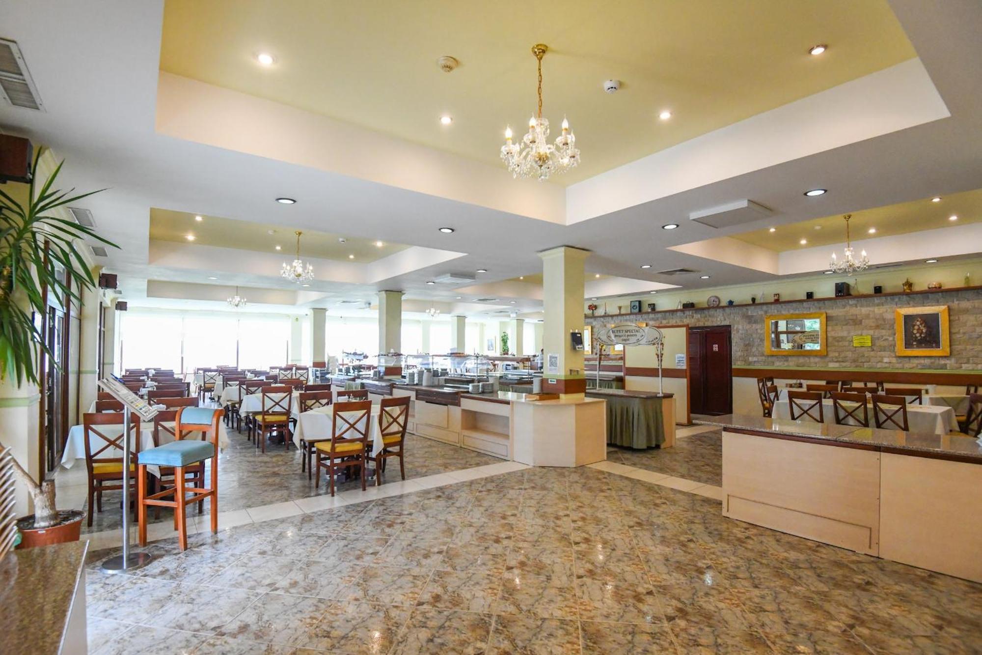 Complex Modern All Inclusive Mamaia Exteriör bild