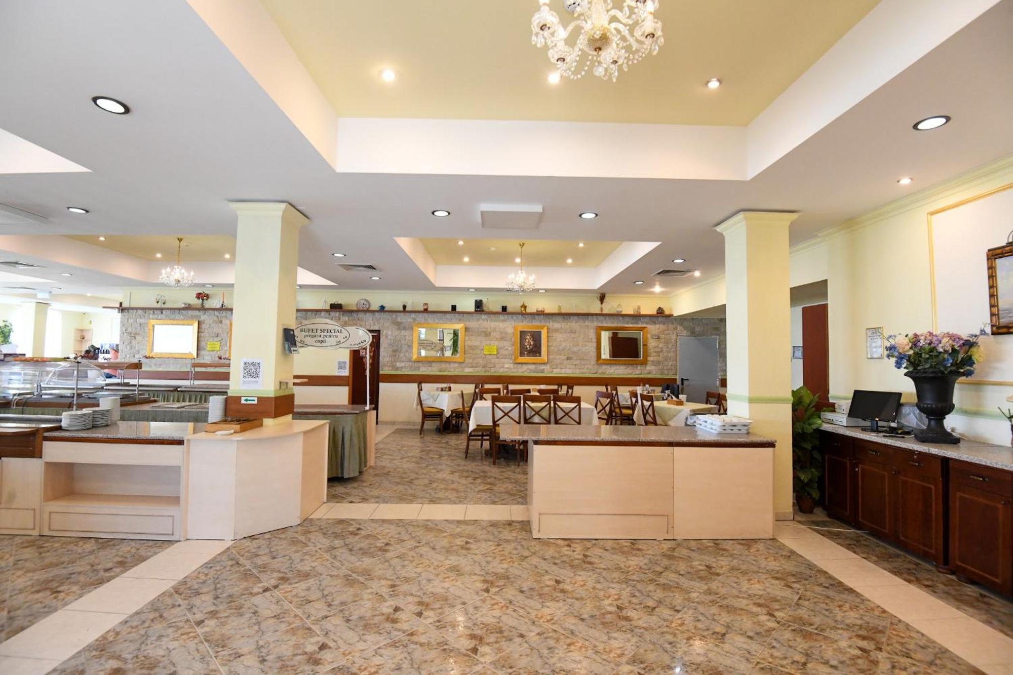 Complex Modern All Inclusive Mamaia Exteriör bild