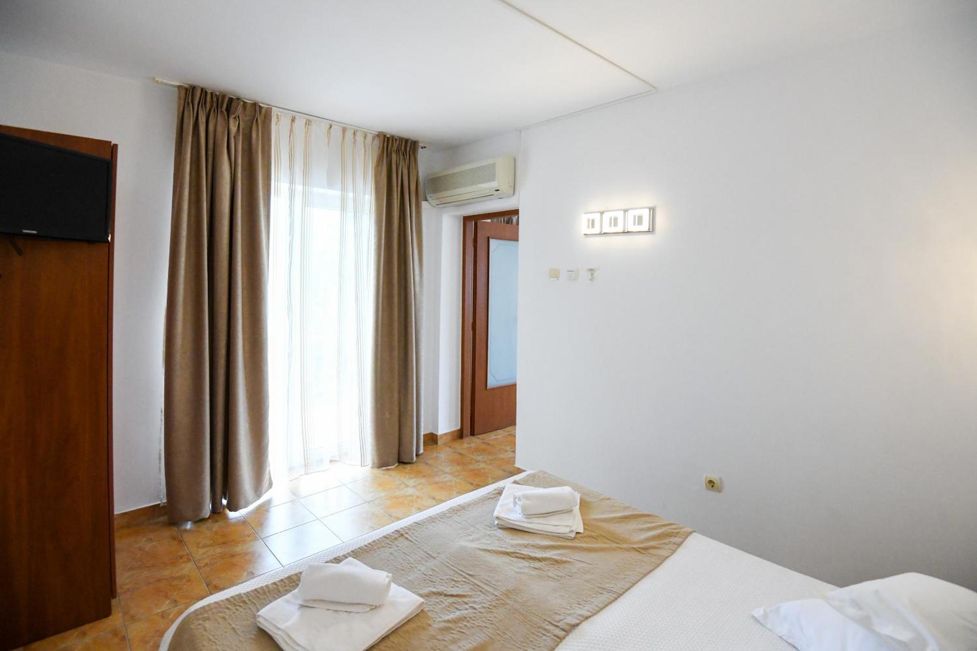 Complex Modern All Inclusive Mamaia Exteriör bild