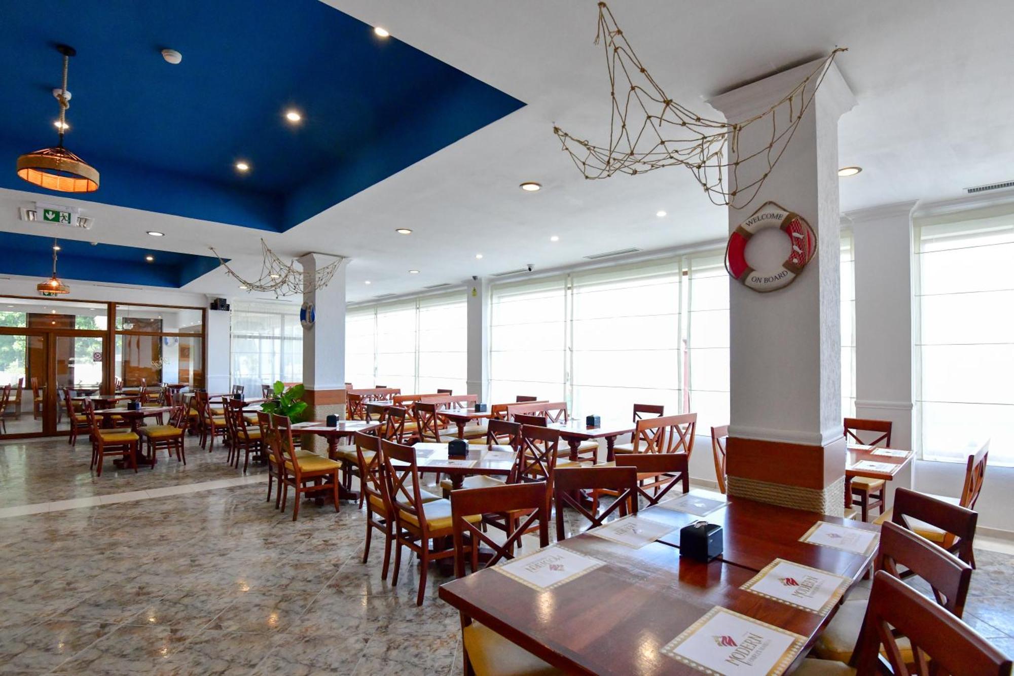 Complex Modern All Inclusive Mamaia Exteriör bild