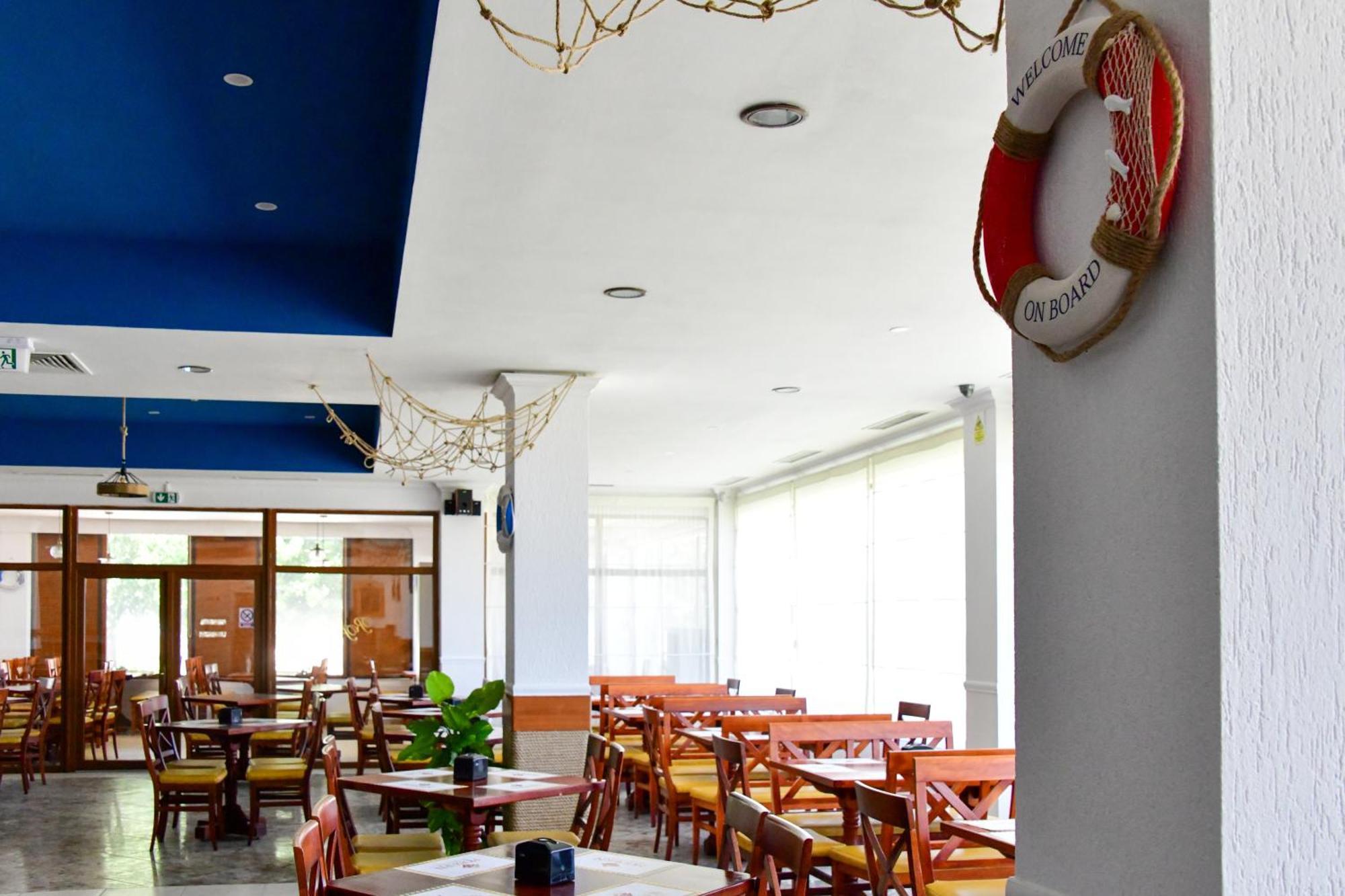 Complex Modern All Inclusive Mamaia Exteriör bild